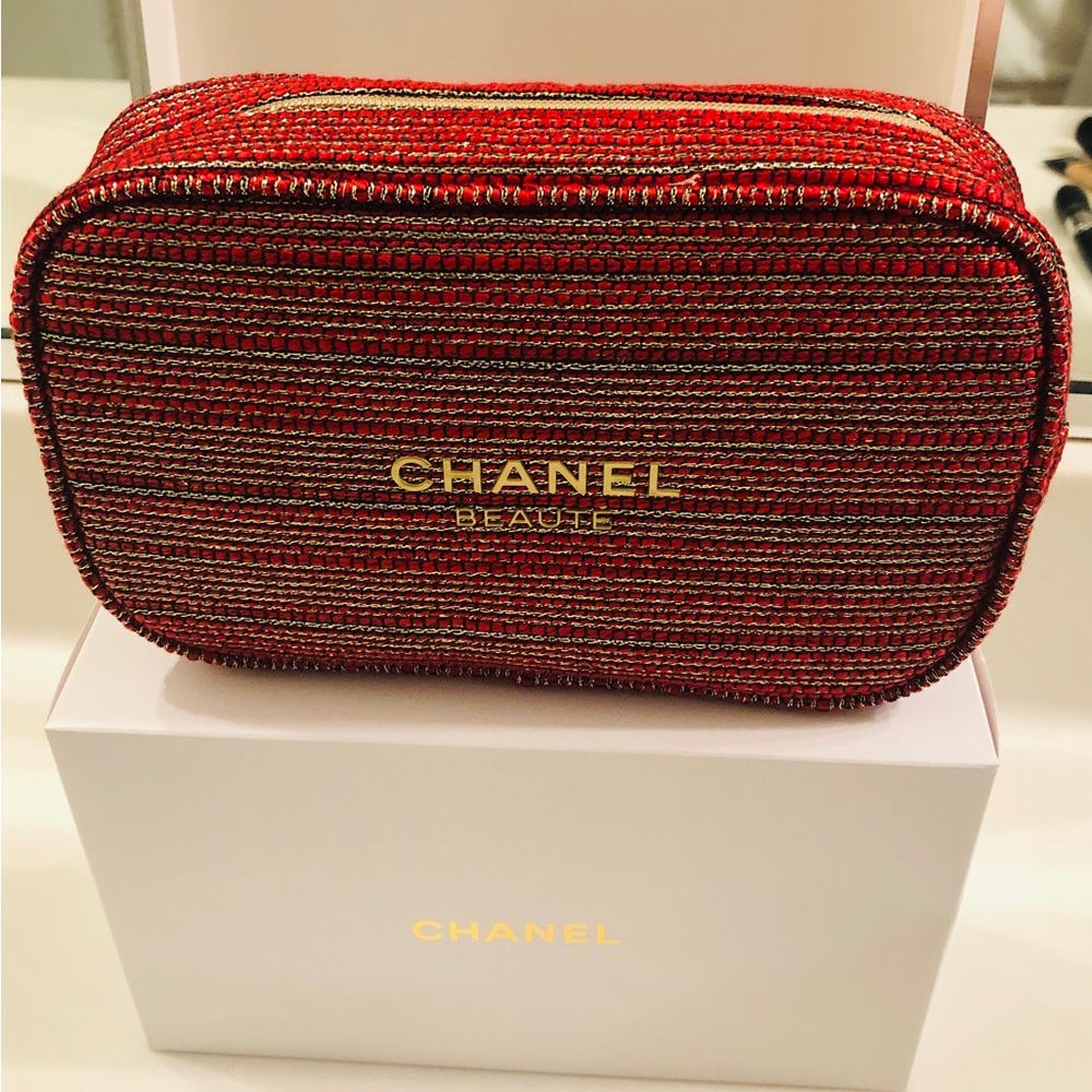 Chanel limited edition 2022 cosmetic bag